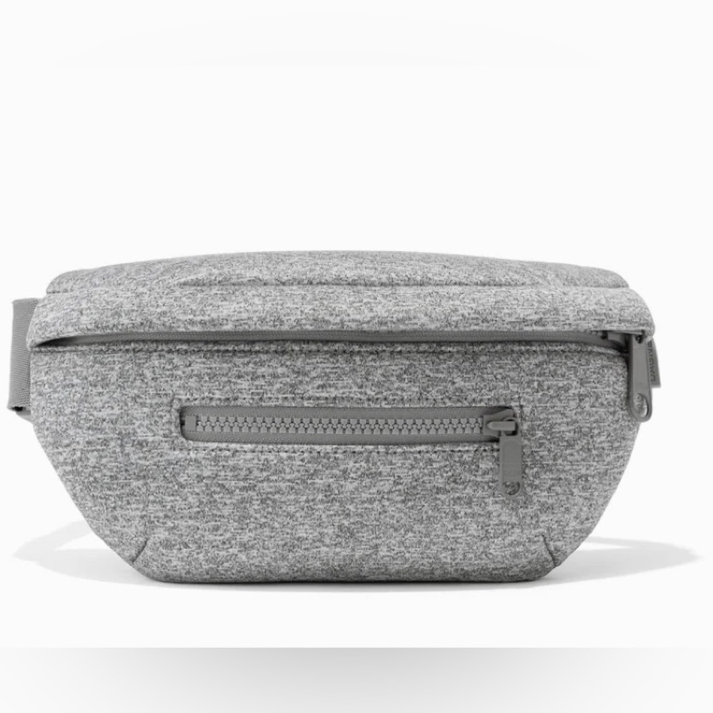 EXCELLENT CONDITION, USED ONCE. Dagne Dover Ace Fanny Pack in Heather Grey